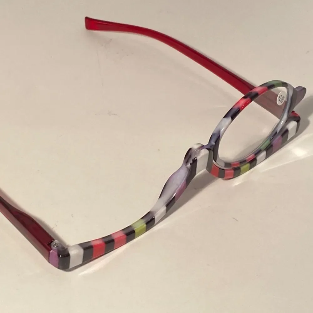 0981 Makeup Cosmetic 2.00 Flip Magnifying Glasses For Precision Application N…